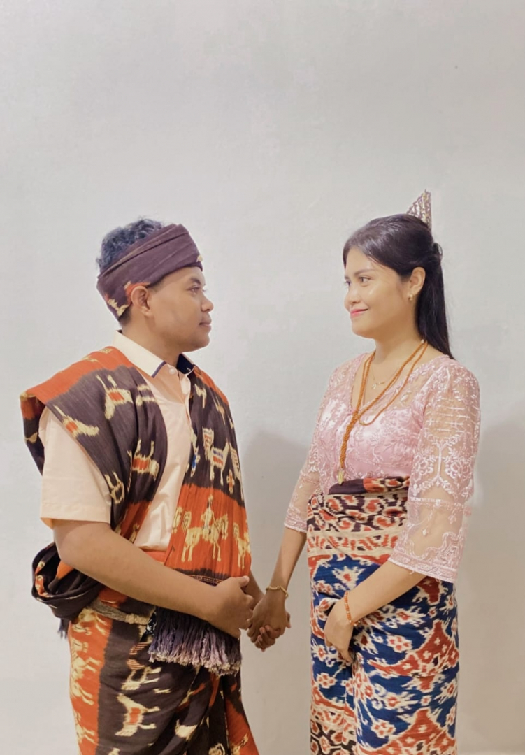 https://umburaya-ellen.webnikah.com/dirmember/00000026/Umbu123/photo-259309-304253-l-202406130103.jpg